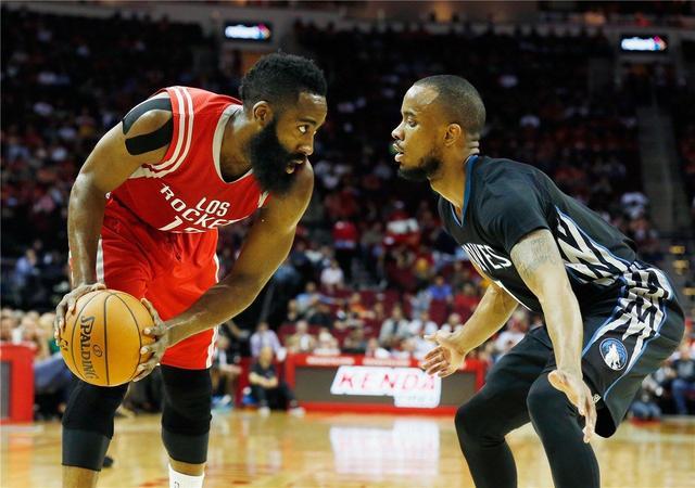 多方面因素 多方面因素