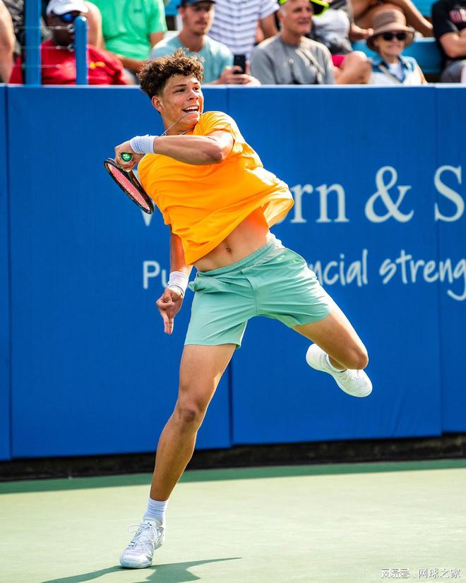 后默默努力 后默默努力