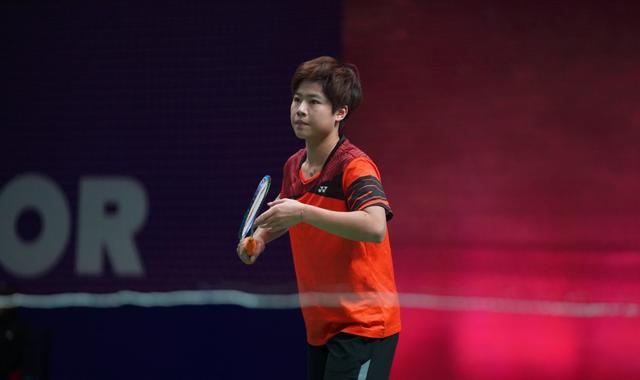 库里遭遇高 库里遭遇高